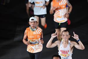 BIB: 21480, 21070, 24632
                            <button type="button" onclick="openModal(22994645)" class="btn btn-primary btn-sm float-right btn-popup" data-toggle="modal" data-target=".modal-high-quality">
                        <i class="fas fa-shopping-cart"></i> Add to Cart
                    </button>
                                            <button type="button" onclick="isThisMe(22994645, true)" class="btn btn-success btn-sm float-right btn-popup btn-isme hidden" data-toggle="tooltip" data-placement="bottom" title="นี่คือรูปของคุณใช่ไหม คลิกที่นี่เพื่อเอาเข้าอัลบั้ม">
                        <i class="fas fa-plus"></i> Add to album
                    </button>
                    <button type="button" onclick="isThisMe(22994645, false)" class="btn btn-warning btn-sm float-right btn-popup btn-isnotme hidden">
                        <i class="fas fa-ban"></i> Remove from album
                    </button>